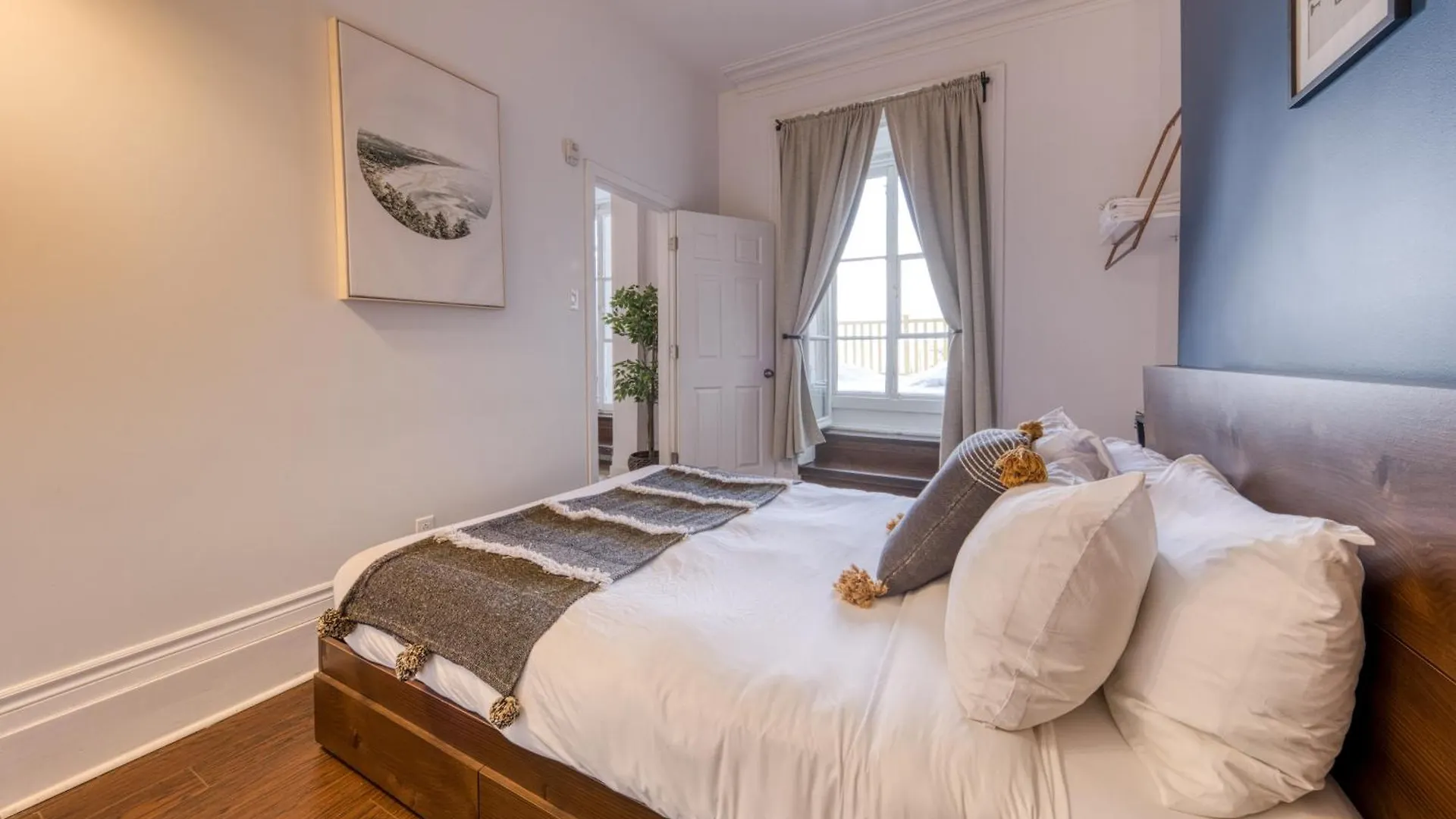 퀘벡 North House - Des Remparts- 2-Bed With Great Views, Terrace 아파트
